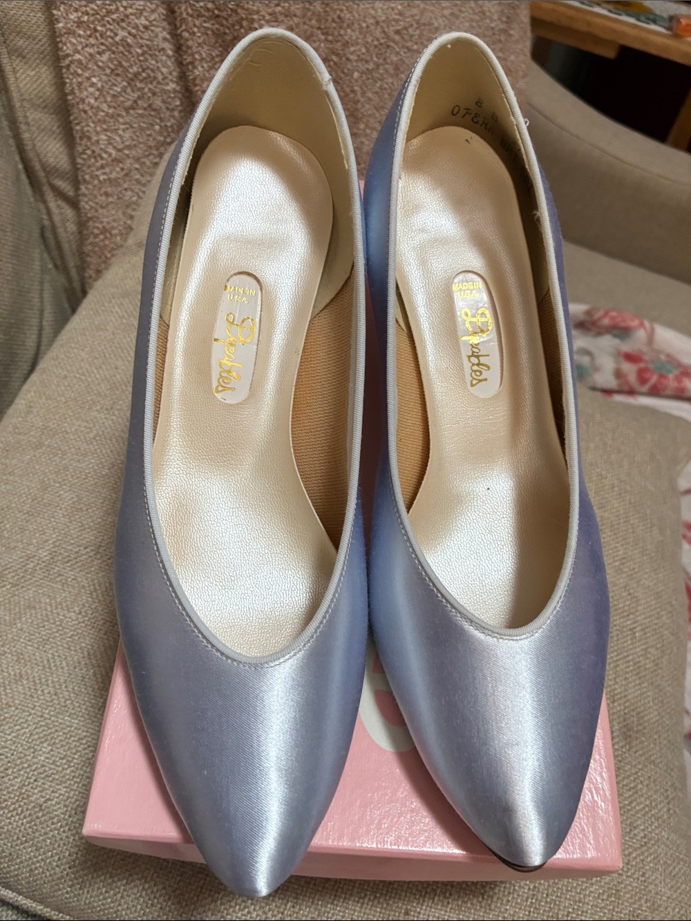 Sparkle Satin Women's Pointed-Toe  in Iridescent Lavender - Sparkles